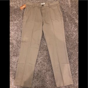 Dockers Men’s Khaki Slim Fit Chino’s